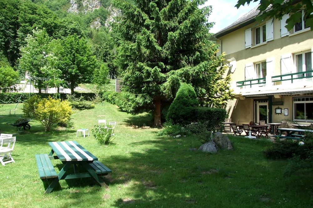 Hotel Du Val D'Aure Cadéac Eksteriør bilde